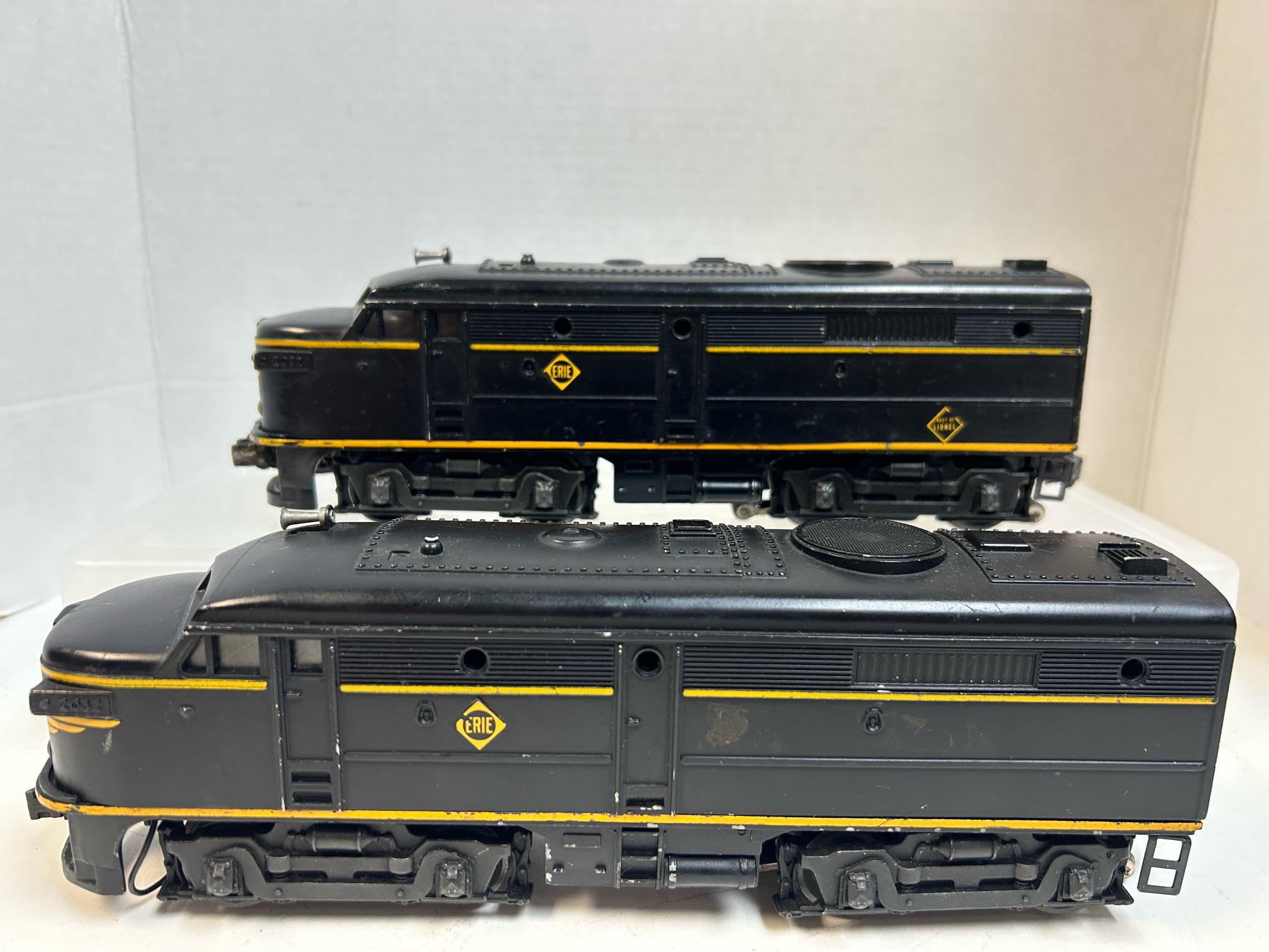 Lionel 2032 Erie AA Diesel Locomotive Set – Tested, Clean, Postwar