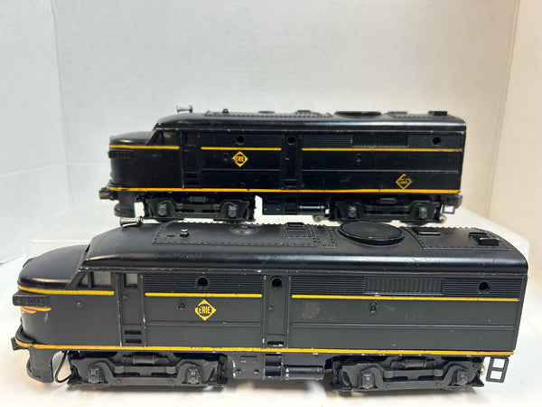 Lionel 2032 Erie AA Diesel Locomotive Set – Tested, Clean, Postwar