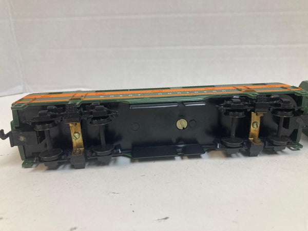 Vintage HO Scale Varney Train Lot – GN Powered A Unit + Dummy B Unit, 13 Freight Cars
