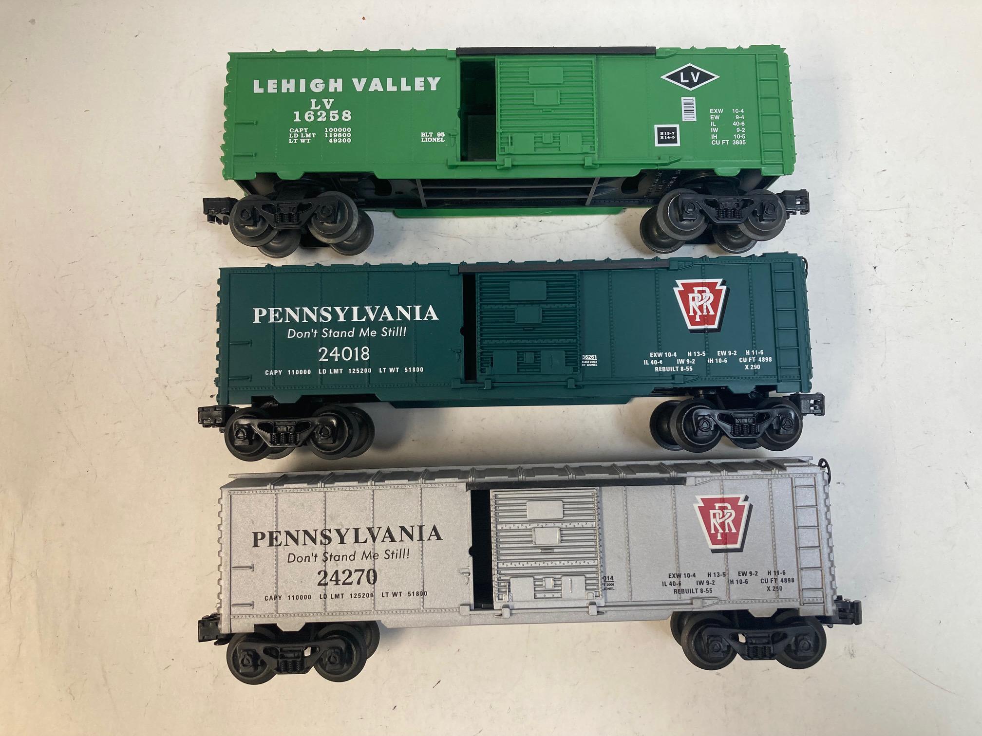 Lionel Fallen Flags Box Car Set of 3 (Pennsylvania, Lehigh Valley) - O Scale - Good