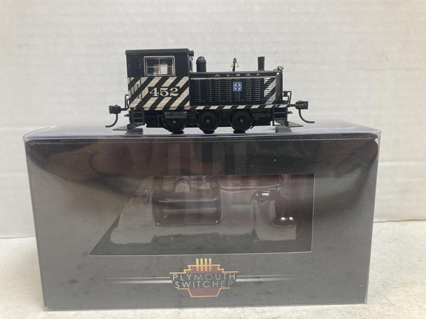 BLI 6555 HO Santa Fe Plymouth Switcher #452 Zebra Stripes Dual Mode DC DCC Boxed