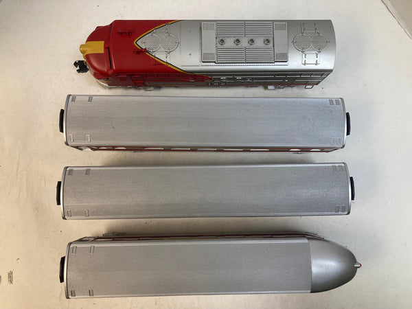 Lionel “The Chief” Santa Fe Passenger Train Set – 162 Loco, 3155, 3157, 3261 Cars – Lights Work – Conventional Power – No Box