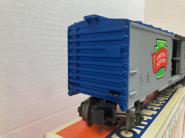 Lionel 6-16808 1993 Toys R Us Limited Edition Box Car – O Gauge, Very Good Condition