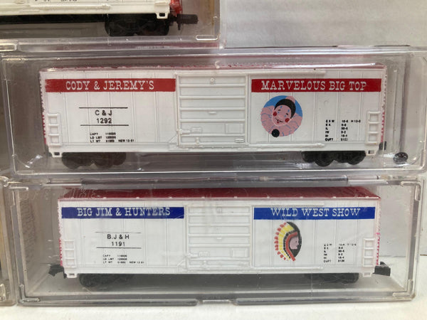 Life-Like N Scale 5-Car Show Lot -- 50' Box Cars -- Pre Owned Great Condition