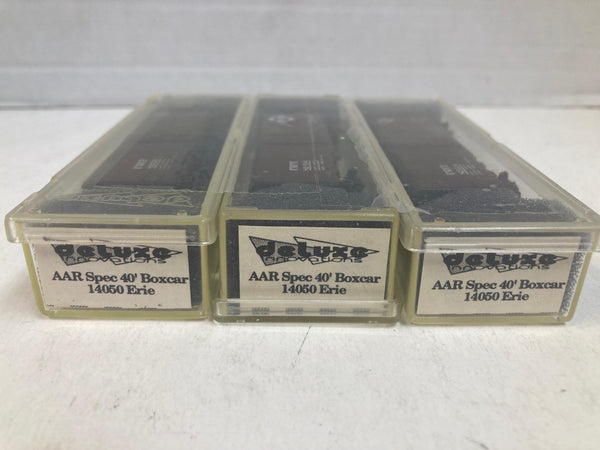 Deluxe Innovations 14050 N Scale Erie 40' AAR Boxcar - Lot of 3 - One Weathered