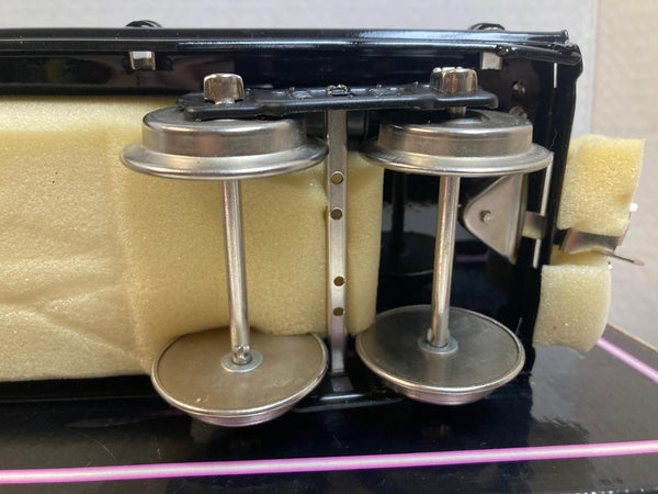 MTH Tinplate Traditions No. 211 Flat Car 10-1071 – Black w/ Nickel Trim & Authentic Wood Load – NOS