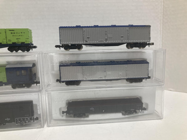 KATO N Scale Bundle (7 Count) Includes: Box cars, Flat cars, Gondola