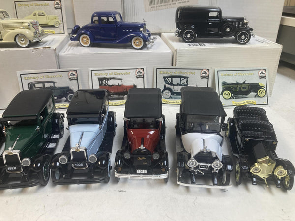 National Motor Museum Mint 1:32 Scale Diecast Collection – "History of Chevrolet" 13-Car Lot (1911–1941)
