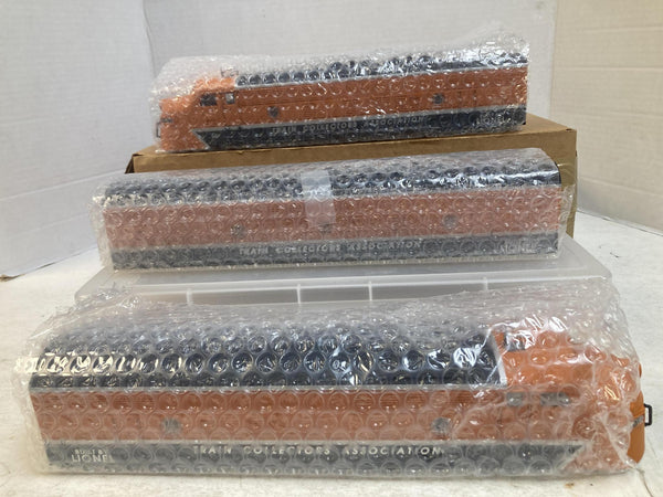 Lionel 6-11737 TCA 40th Anniversary F3 A-B-A Diesel Engine Shells Set O Gauge Like New