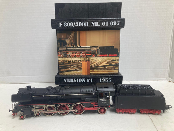 Marklin F800/3008 4-6-2 1955 Version #4 "Vintage In Original Wooden Box" Good Condition NR.01 097