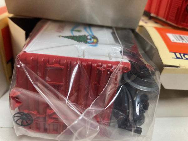 Lionel Christmas Boxcar Lot of 4 (1991–1994) – 6-19913, 6-19918, 6-19922, 6-19929 – O Gauge