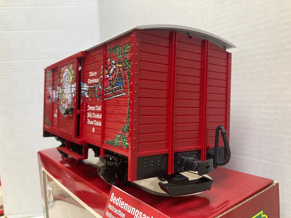 LGB 4335 S Christmas Sound Boxcar – G Scale – Plays Holiday Music