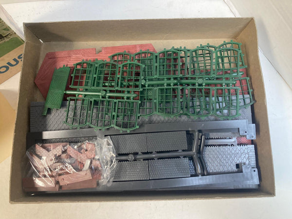 Atlas Twin Engine House HO Scale Kit (774-498)