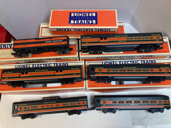 Lionel O Gauge Great Northern 6-Car Aluminum Passenger Set & Reefer - Boxed