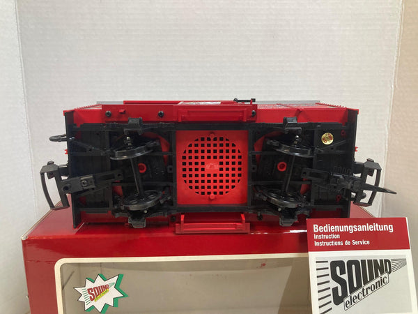 LGB 4335 S Christmas Sound Boxcar – G Scale – Plays Holiday Music